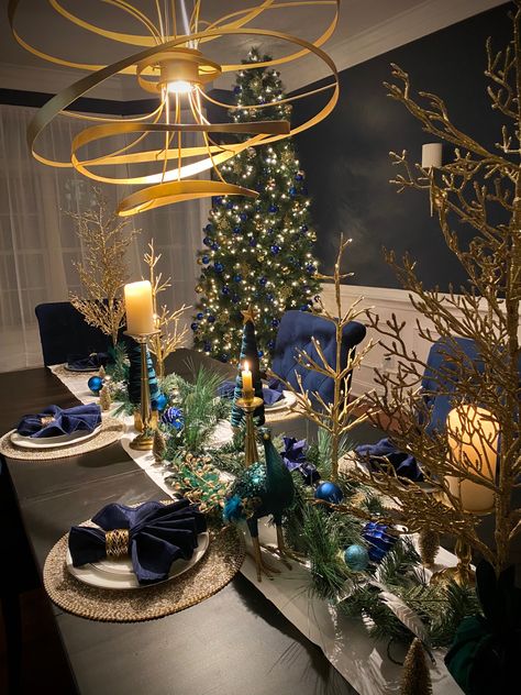 Navy Blue Dining Table Decor, Dining Room Decor Navy Blue, Gold And Navy Dining Room, Navy Gold Dining Room, Navy And Silver Christmas, Blue Gold And Silver Christmas Decor, Gold And Navy Christmas Decor, Navy And Gold Christmas Tree Decorations, Dark Blue And Gold Christmas Decor