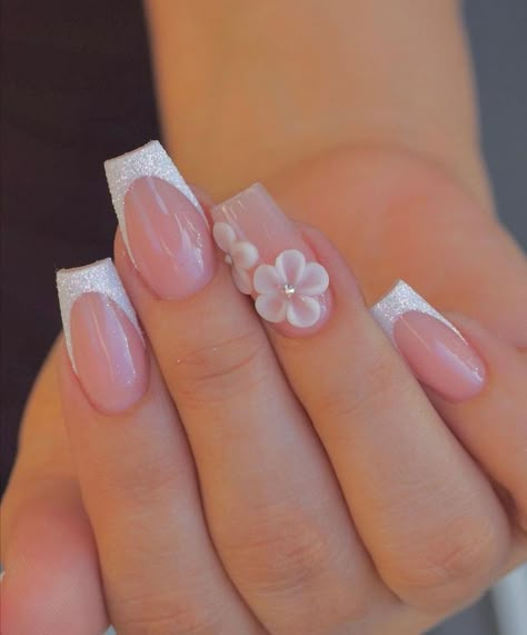 Purple Wedding Nails, Sweet 16 Nails, Nails With Flowers, Quince Nails, Quinceanera Nails, Cute Simple Nails, Girly Acrylic, Girly Acrylic Nails, French Tip Acrylic Nails