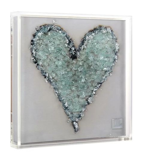 Seaglass Decor, Resin Windows, Broken Glass Crafts, Smash Glass, Glass Shards, Glass Hearts, Glass Glitter, Beach Glass Art, Acrylic Frame