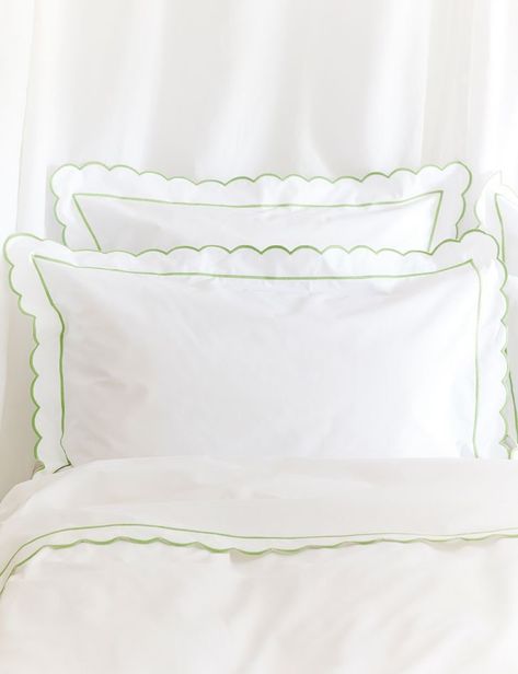 Super King Duvet Covers, Sophie Conran, Coastal Room, Dorm Inspo, King Size Duvet Covers, Dorm Room Inspiration, Double Duvet Covers, King Size Duvet, Conran Shop