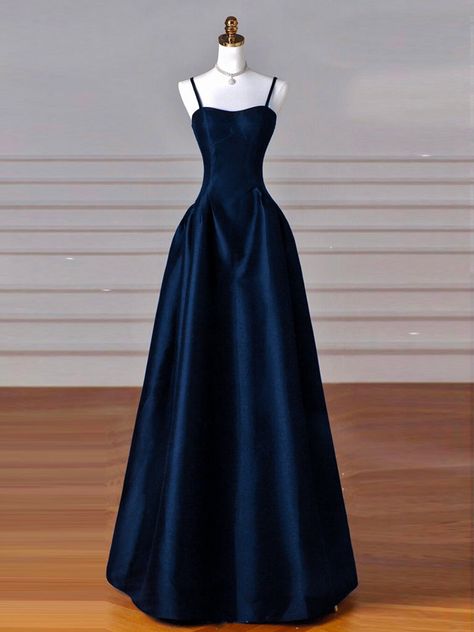 Grad Dresses Dark Blue, Dress For Ball Prom, Elegant Floor Length Dress, Long Blue Satin Dress, Prom Dress Styles Chart, Midnight Blue Dress Formal, Dark Blue Grad Dress, Navy Blue Grad Dresses, Prom Dresses Midnight Blue