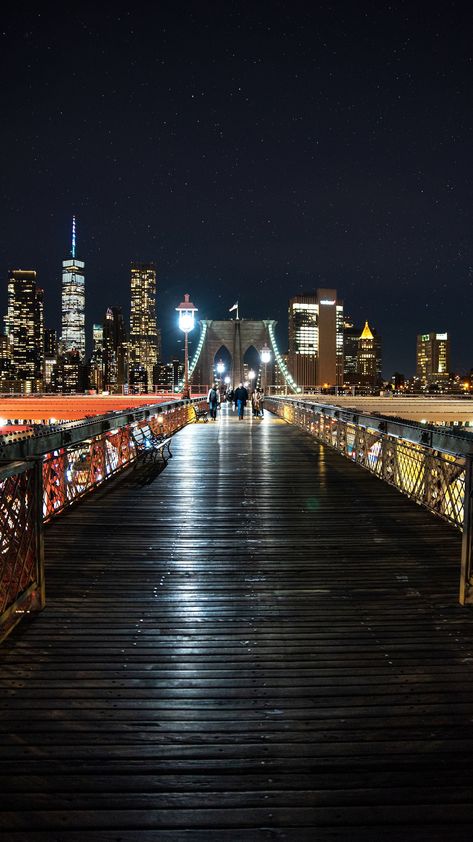 Brooklyn Bridge at night This is a DIGITAL PRODUCT - INSTANT DOWNLOAD ONLY NO PHYSICAL PRODUCT WILL BE SENT Bridges At Night, Brooklyn At Night, Brooklyn Core, Nyc Core, Random City, Bridge Background, Brooklyn Bridge At Night, Assassin Game, New York Rain