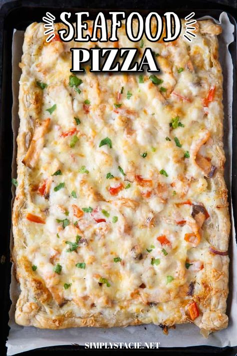 Overhead photo of pan of Seafood Pizza. Seafood Alfredo Pizza, White Shrimp Pizza, Shrimp Flatbread Pizza Recipes, Seafood Flatbread Pizza, Seafood Pizza Recipes Crab Meat, Seafood Calzone Recipe, Shrimp Pizza With White Sauce, Seafood Pizza Recipes Shrimp, Shrimp Pizza Recipe Simple