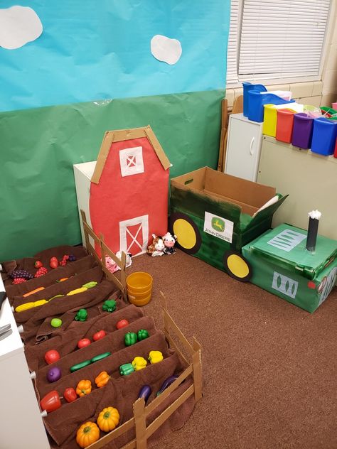 Farm Activities Preschool, Dramatic Play Themes, Farm Theme Preschool, Farm Preschool, Dramatic Play Preschool, Dramatic Play Area, Farm Activities, Dramatic Play Centers, Farm Crafts