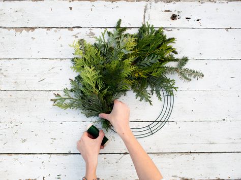 How To Create A Foraged Evergreen Wreath - Floret Flowers Christmas Wreaths Diy Evergreen, Wreath Making Party, Christmas Wreath Making, Diy Wreath Making, Wreath Making Kits, Greenery Christmas, Cedar Wreath, Holiday Hostess Gifts, Evergreen Wreath