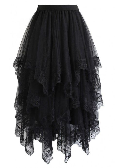 Strega Fashion, Goth Skirt, Dream Outfits, Layered Tulle Skirt, Chic Skirts, Nice Clothes, Goth Outfits, Lace Hem, Goth Fashion