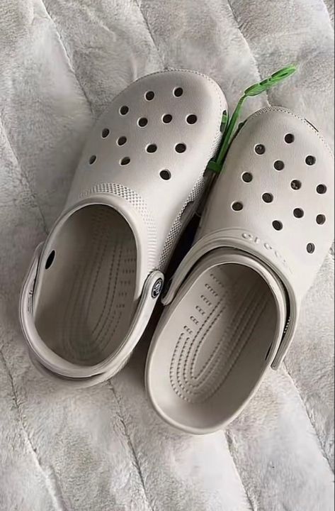 Crocks Outfits, White Crocs Aesthetic, Crocs Aesthetic Outfit, Beige Crocs, Crocs Platform Clog, Crocs For Women, Crocs Aesthetic, Crocs For Men, Crocs Platform