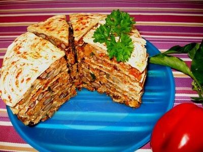 Tortilla Stack recipe Beef Mince Recipes, Tortilla Stack, Savoury Slice, Minced Beef Recipes, Healthy Afternoon Snacks, Budget Friendly Dinner, After School Snack, Tasty Lunch, Mince Recipes