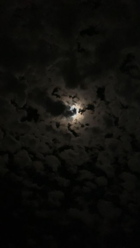 iPhone cam Night Star Video, Night Skies Videos, Moon Snapchat Story Video, Night Sky Snapchat, Cloudy Moon Night Skies, Moon Timelapse Video, Night Aesthetic Snapchat, Night Sky Snapchat Story, Moon Videos Night