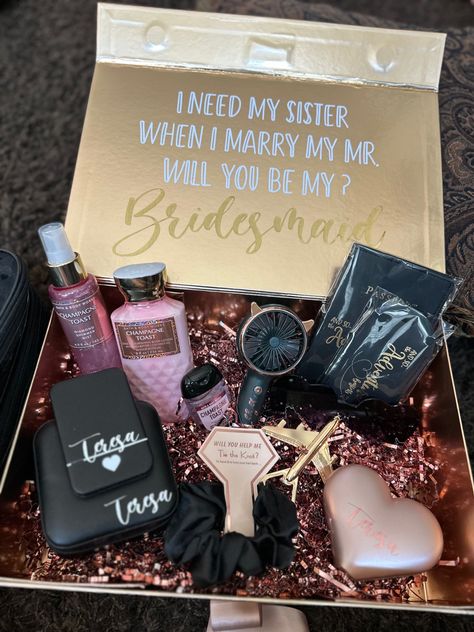 Bridesmaid Proposal For Sister, Bridesmade Boxes Be My Bridesmaid, Made Of Honor Proposal Ideas Bridesmaid Boxes, Gifts To Ask To Be Bridesmaid, Bridal Party Invitations Bridesmaid Boxes, Asking To Be Bridesmaid Ideas Diy, Diy Bridal Party Proposal, Ideas To Ask Bridesmaids To Be In Wedding, Wedding Proposals Bridesmaid