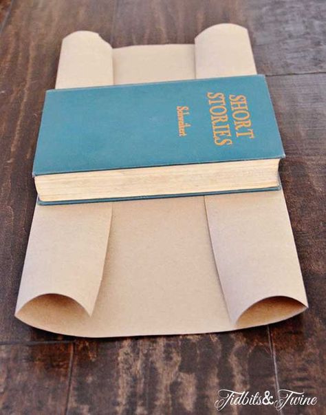 TidbitsTwine Kraft Paper Book Covers Step 3 DIY Stamped Kraft Covered Books Facebook Aesthetic, Make A Book Cover, Paper Book Covers, Covered Books, Old Book Crafts, Book Cover Diy, Book Page Crafts, With Wallpaper, Book Stamp