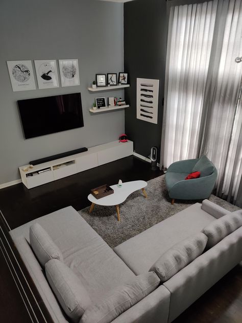 Completely re-did my living room this month! Simple Men Room Ideas, Room Design For Men Small Spaces, Bachelor Pad Apartment Living Room, Male Living Space Living Room, Bachelor Room Decor, Men House Decor Ideas Living Room, Industrial Sitting Room, Bachelor Decor Ideas, Tv Room Aesthetic