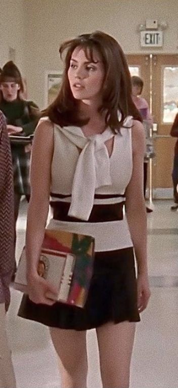 Tv Outfits Women, 90s Preppy Fashion, Corporate Barbie, 90s Movies Fashion, 90s Preppy, 90s Inspired Outfits, Outfit Inspired, 90s Fashion Outfits, Movies Outfit