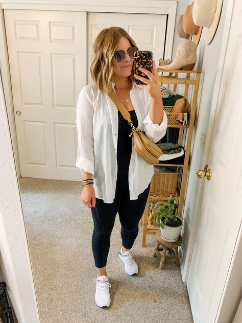 Summer Mom Outfits Midsize, How To Dress Up Leggings Summer, Summer Outfits For Larger Women, Sunny Outfits Casual, Fashion For 38 Year Old Women, Casual Summer Outfits Mom, Casual Millennial Outfit, Casual Outfit For Plus Size Women, Curvy Casual Outfits Spring