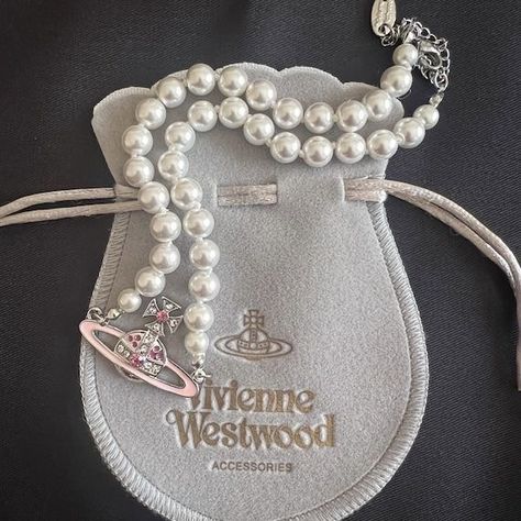 Pink Vivienne Westwood, Vivienne Westwood Necklace, Westwood Necklace, Vivienne Westwood Jewelry, Vivienne Westwood Jewellery, Planet Necklace, Pink Pearl Necklace, The Vivienne, Gothic Necklace