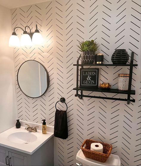 Master Bath Wallpaper Accent Wall, Half Bath Wallpaper Accent Wall, Half Baths Ideas, Guess Bathroom, Half Bath Wallpaper, Playroom Bathroom, Bedroom Ideas Dark, Bathroom Wallpaper Ideas, Small Bathroom Wallpaper