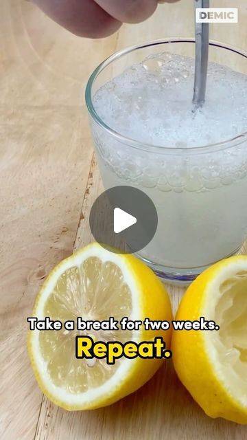 Lemon Soda Recipe, Drinking Baking Soda, Baking Soda Lemon Juice, Lemon Juice Recipes, Herbal Vinegar, Slim Down Drink, Baking Soda Water, Baking Soda And Lemon, Lemon Diet