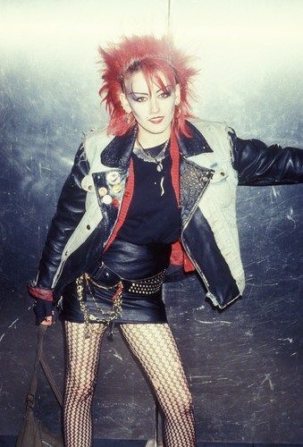 80s Punk Fashion, Stile Punk Rock, Secret Cinema, Indie Outfits Grunge, Punk 80s, 1980s Fashion Trends, Look 80s, 70s Punk, 80s Disco