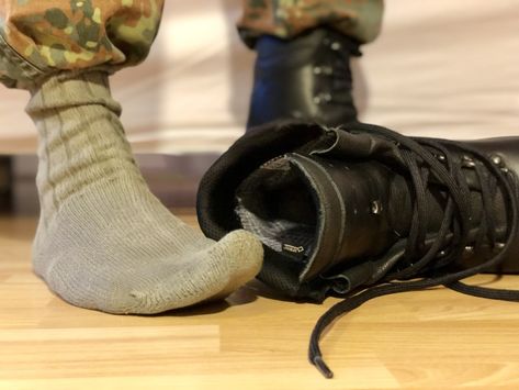 Men In Socks, Prince Harry Photos, Frat Guys, Military Combat Boots, Hot Army Men, Boys Socks, Army Men, Military Boots, Military Men