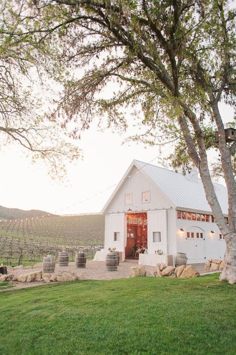 Looking for a beautiful barn to tie the knot in? East Coast cool meets West Coast sunshine at HammerSky Vineyards' whitewashed barn, located just a few hours north of Los Angeles. Best Barns, Party Barn, Rustic Wedding Venues, Dream Barn, Rustic Barn Wedding, White Barn, Barn Wedding Venue, Rustic Chic Wedding, Barn Style