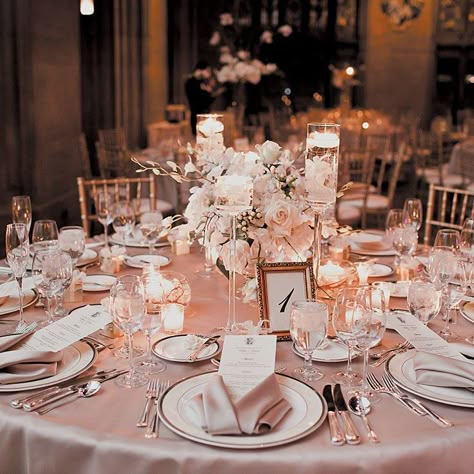 Lush white blooms and opulent details define one couple's romantic winter wedding. Rose Gold Centerpiece, 2016 Wedding Trends, Rose Gold Theme, Gold Centerpieces, Tafel Decor, Quinceanera Ideas, Gold Wedding Theme, Elegant Wedding Reception, Prom 2024