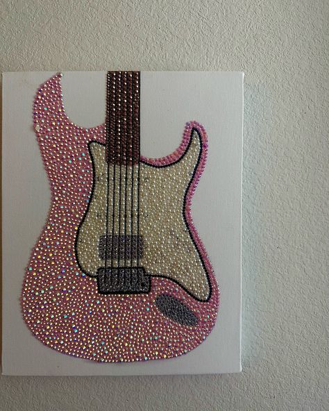 “Pink guitar kit” is available on my website🎸 Bling Painting Ideas, Beddazling Painting, Painting With Diamonds, Rinstonestone Art, Gem Painting Ideas, Guitar Decor Ideas, Painted Canvas Ideas, Diamond Painting Canvas, Gem Canvas Art