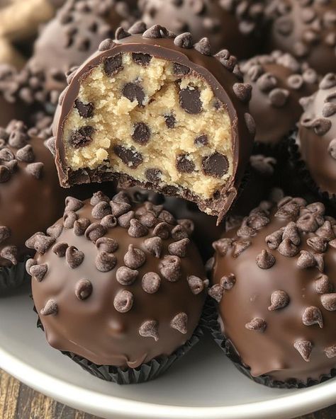 Chocolate Appetizers, Christmas Cookie Dough, Chocolate Chip Cookie Dough Truffles, Truffle Cookies, Ultimate Chocolate Chip Cookie, Cookie Dough Truffles, Edible Cookie Dough, Truffle Recipe Chocolate, Truffle Recipe