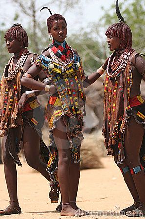 People of Africa, portraits of African Tribal Ethnic Groups. Ethiopia Afro Inspiration, Africa Beauty, Tribes Of The World, Africa Tribes, Ethiopian People, Earth People, Culture Aesthetic, Africa People, Culture Clothing