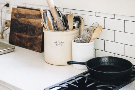 The Rolling Pin We Can’t Stop Talking About After Brunch Fest https://bitly.com/3f94ocq #splendidum.com #recipes Marble Utensil Holder, Pegboard Kitchen, Ceramic Utensil Holder, Stainless Steel Utensils, Pot Still, Utensil Crock, Cooking Gadgets, Professional Kitchen, Kitchen Equipment