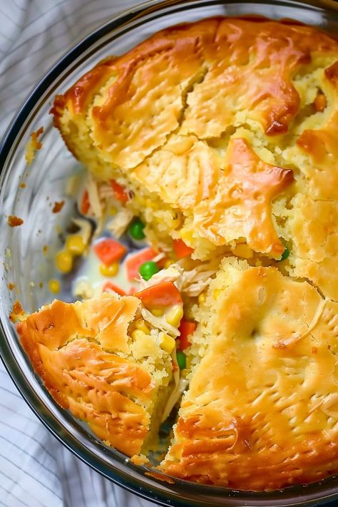 Bisquick Chicken Pot Pie Pot Pie Easy Recipe, Bisquick Pot Pie Recipe, Bisquick Chicken Recipes, Chicken Pot Pie Easy, Pot Pie Easy, Pie Easy Recipe, Bisquick Chicken Pot Pie, Bisquick Chicken, Easy Chicken Pot Pie Recipe