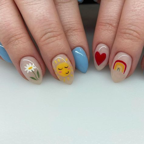 Retro Nails Design, Silly Nails Design, Gel X Nail Designs Summer, Retro Nail Art Vintage, Vintage Nails Design Retro, Nail Inspo Colorful, Birthday Nail Design, 70s Nails Retro, Dino Nails