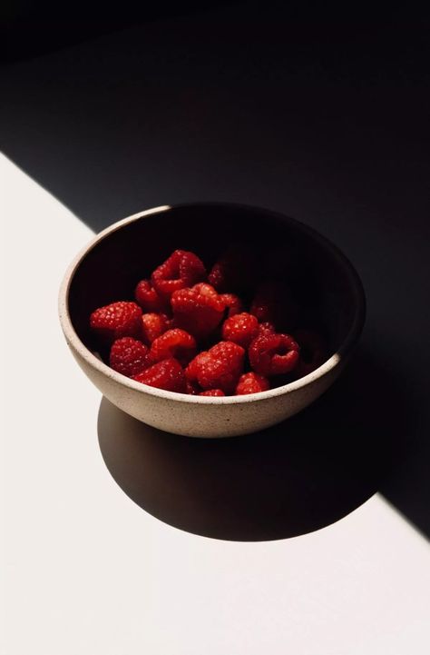 How To Get Awesome Still Life Photographs At Home | Light Stalking Foto Still Life, Food Photography Composition, White Ceramic Bowl, Still Life Pictures, Food Art Photography, Food Photoshoot, Dessert Photography, Still Life Images, Minimal Photography