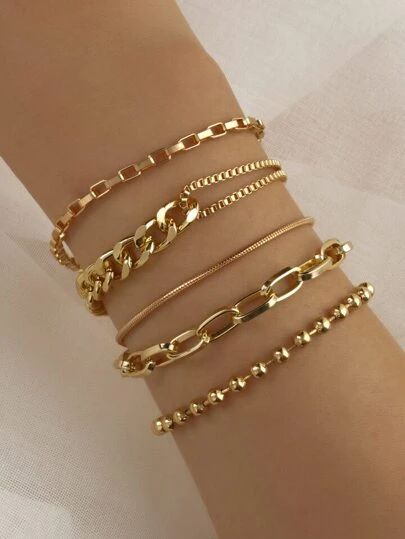 Types Of Bracelets, Armband Tattoos, Hand Chain Jewelry, Inexpensive Jewelry, Hand Chain Bracelet, Tattoo Bracelet, Jewelry Accessories Ideas, Gold Bracelets, Simple Bracelets