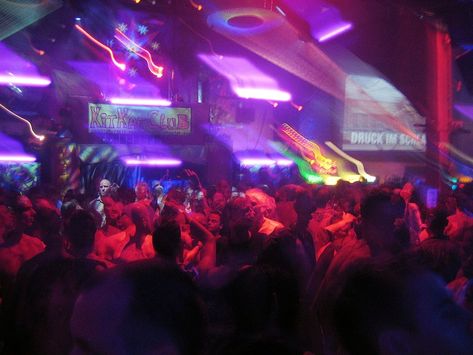 8 Best Nightclubs & Nightlife Spots in Berlin Berlin Aesthetic Nightlife, Berlin Clubbing Aesthetic, Berlin Clubs Nightclub, Berlin Club Aesthetic, German Nightclub, Berlin Aesthetic Night, Berlin Clubbing, Clubs Aesthetic, Berlin Nightclub