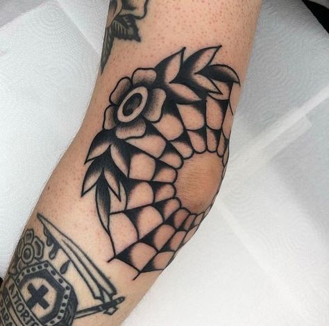 Traditional Tattoos For Women Black, Large Old School Tattoo, Black Traditional Hand Tattoo, Under Knee Cap Tattoo, Old School Name Tattoo, Modern Flash Tattoo, Spiderweb Elbow Tattoo Traditional, Traditional Style Elbow Tattoo, Bolo Tie Tattoo