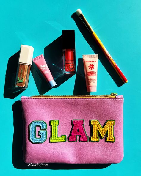 #giftedbyipsy It’s the Beauty Olympics with @ipsy glam bag and BoxyCharm. I’m excited to try @elfcosmetics glow reviver lip oil and I was surprised to see @benefitcosmetics new PoreFessional Matte Primer make an appearance (it’s a new launch). I’m always excited to see @vacationinc products too ! The Classic Lotion has been on my wishlist to try. You can subscribe to #ipsy with my link: https://glnk.io/mz73x/lauriesfaves And isn’t the glam bag super cute this month too? #ipsyglambag #... Matte Primer, Ipsy Glam Bag, Glam Bag, New Launch, Lip Oil, Lotion, Product Launch, Beauty