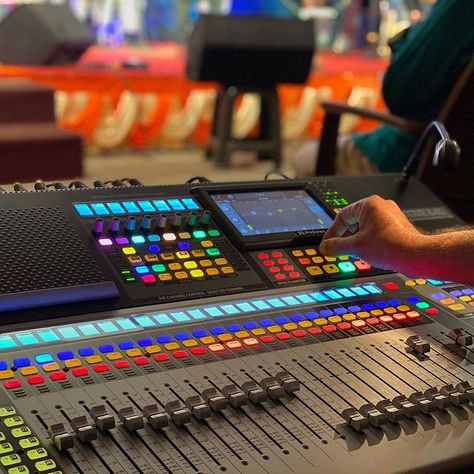 #Presonus StudioLive 64S Digital Mixer is a 64-channel mixer that brings the #power of a large-format console to small format digital mixing. This is indeed the best #Studiolive ever made. So hurry now to our online store www.irukka.com to grab yours! You can click here for amazing offers and discounts http://qd27.2.vu/4b #digitalmixer #mixer #presonusmixers #recordingstudio #studioequipment #sound #soundengineer #entertianment #livemusic #musicalinstrument #soundengineering #soundequipment Digital Mixer Audio Consoles, Mixer Sound System, Cool Wallpapers Music, Wallpapers Music, Sound Mixer, Sound Engineering, Music Mixer, Mixer Dj, Dj Sound