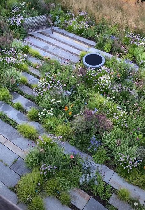 Curved Garden Design, Nordic Garden, Naturalistic Garden, Garden Paving, Gravel Garden, Have Inspiration, Contemporary Garden, Garden Landscape Design, Natural Garden