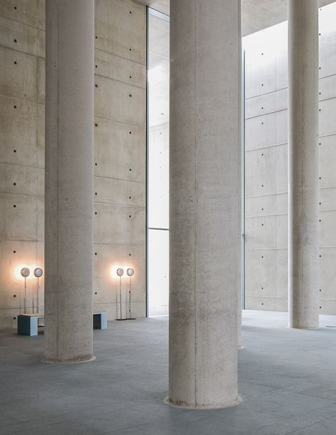 THE MINIMALIST by Christopher Domakis, via Behance Column Cladding, Lobby Designs, Round Column, Brutalism Architecture, Concrete Column, Minimal Architecture, Minimal Photography, Column Design, Concrete Building