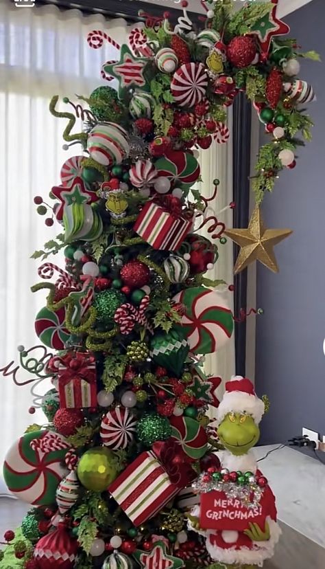 1st Christmas Tree Ideas, Grinch Tree Inspiration, Grinch Upside Down Christmas Tree, Grinch Theme Wreath, Whoville Tree Decorations, Christmas Tree Theme Ideas 2023, How The Grinch Stole Christmas Tree, Whoville Tree Diy, Grinch Christmas Trees Ideas