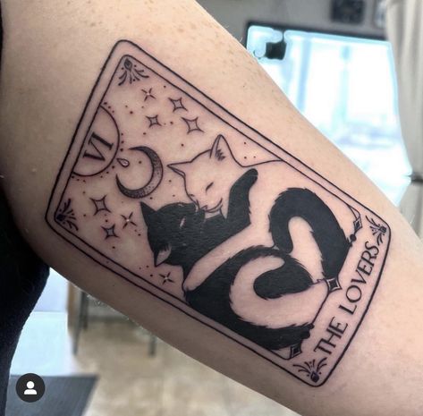 Huntress Tattoo, Cute Halloween Tattoos, Kitty Tattoos, Black And White Tattoo, Tarot Tattoo, Tarot Card Tattoo, Card Tattoo Designs, Black Cat Tattoos, Tattoos For Lovers