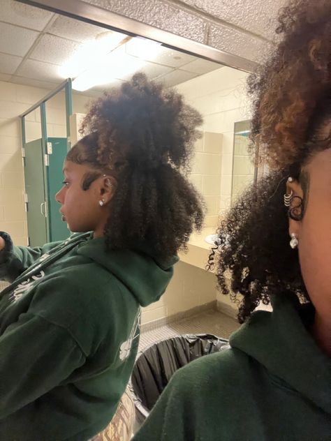 Hairstyle For 4b Hair, Cute Natural Hairstyles Type 4, Cute And Easy Natural Hairstyles, Natrual Black Girls Hairstyles Curly, 4b/4c Natural Hairstyles, Two Puffs Half Up Half Down Natural Hair, Braid Out Natural Hairstyles, 4a Short Hairstyles, Natural Curls Hairstyles 4c