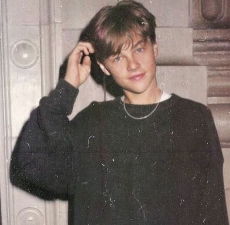 aesthetic , vintage , 90's , movies , young stars , boy , handsome , cute , Leonardo Dicaprio Hommes Grunge, Leonardo Dicaprio 90s, Young Leonardo Dicaprio, Leo Dicaprio, 90s Aesthetic, The Perfect Guy, Romeo And Juliet, Doctor Strange, Leonardo Dicaprio