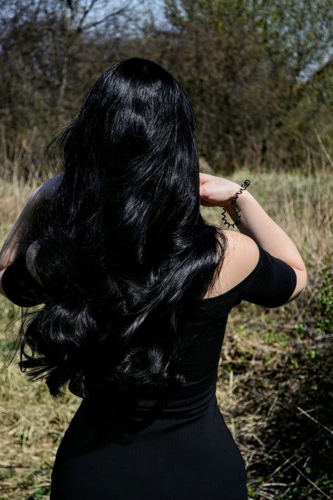 𝚙𝚒𝚗𝚝𝚎𝚛𝚎𝚜𝚝: KAYLIISIS ✨ Hair Waves Long, Black Hair Aesthetic, Jet Black Hair, Black Hair Extensions, Trendy Hair, Long Black Hair, Beautiful Long Hair, Dream Hair, Great Hair