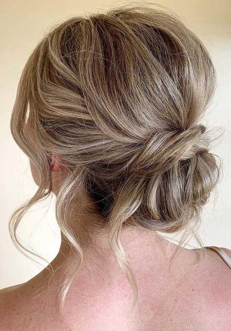 Chic Updo Hairstyles, Bridesmaid Hair Inspo, Chic Updo, Messy Hair Updo, Wedding Hair Up, Guest Hair, Bridesmaid Hair Makeup, Bridal Hair Updo, Wedding Guest Hairstyles