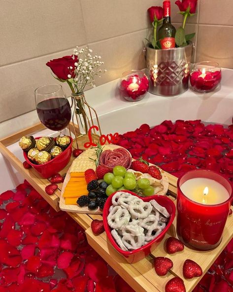 10 Gorgeous Valentine's Bathroom Decorating Ideas - Of Life and Lisa Romantic Bathroom Ideas For Valentines, Romantic Bathroom Ideas Couples, Bathroom Valentines Decor, Romantic Anniversary Ideas At Home, Jacuzzi Date, Romantic Bath Ideas, Romantic Bathroom Ideas, Bath Date, Jacuzzi Couple Romantic