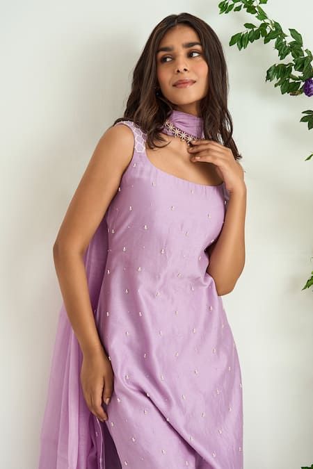 Buy Purple Silk Chanderi Embroidery Pearl Round Kurta Sharara Set For Women by Keosha Online at Aza Fashions. Dress Designs For Stitching, Onam Outfits, Stylish Kurtis Design, Kurta Sharara Set, Kurta Sharara, Churidar Designs, Anarkali Dress Pattern, Simple Kurta Designs, Simple Kurti Designs