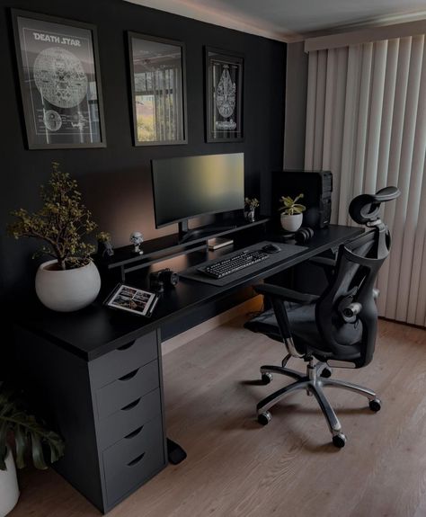 Dark Grey Gaming Room, All Black Desk Setup, Black Desk Office Ideas, Ikea Desk Gaming Setup, Dark Aesthetic Gaming Room, Black Game Room Ideas, Pc Set Up Minimalist, Black Set Up Gaming, All Black Home Office