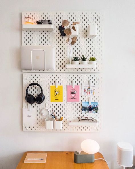 25 Best IKEA Pegboard Ideas and Hacks to DIY Cubicle Organization Ideas, Ikea Pegboard Ideas, Skådis Ikea, Black Pegboard, Peg Board Walls, Ikea Pegboard, Pegboard Ideas, Ikea Skadis, Ikea Office