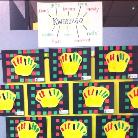 Kinara Craft Preschool, Kwanzaa Math Activities Preschool, Preschool Kwanzaa Activities, Kwanza Activities Toddlers, Kwanzaa Sensory Activities, Kinara Craft, Kwanzaa Crafts For Kids, Kwanzaa Preschool, Habari Gani